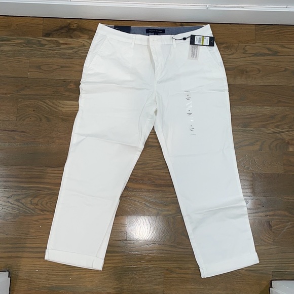 Tommy Hilfiger NWT size 14 Hampton Chino - Picture 3 of 9